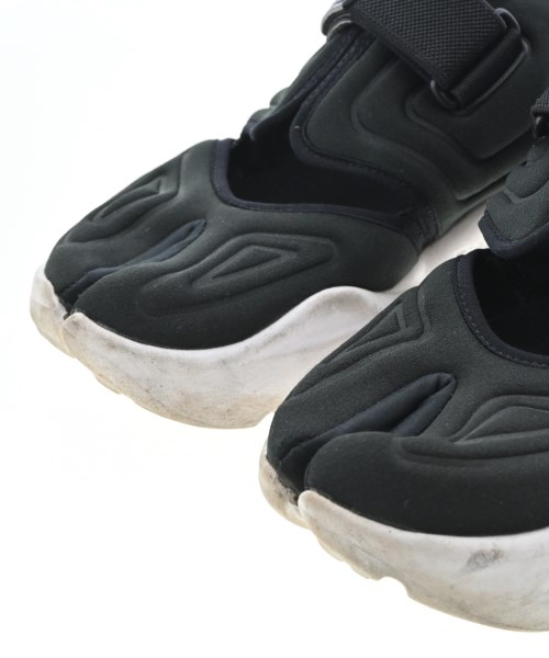 NIKE（ナイキ）スニーカー 黒 サイズ:28cm メンズ/2200623244043