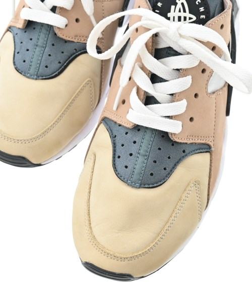 NIKE（ナイキ）スニーカー ベージュ サイズ:27cm メンズ/2200627890017