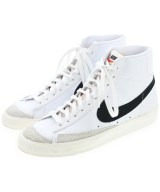 NIKE スニーカー