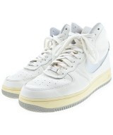 NIKE スニーカー