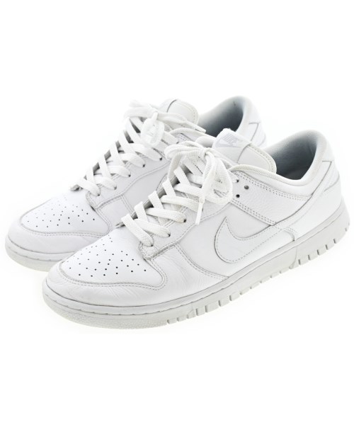 NIKE スニーカー