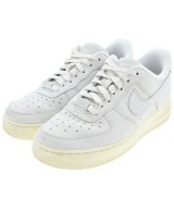 NIKE スニーカー