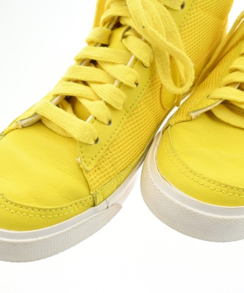 NIKE（ナイキ）スニーカー 黄 サイズ:24cm レディース/2200631399025