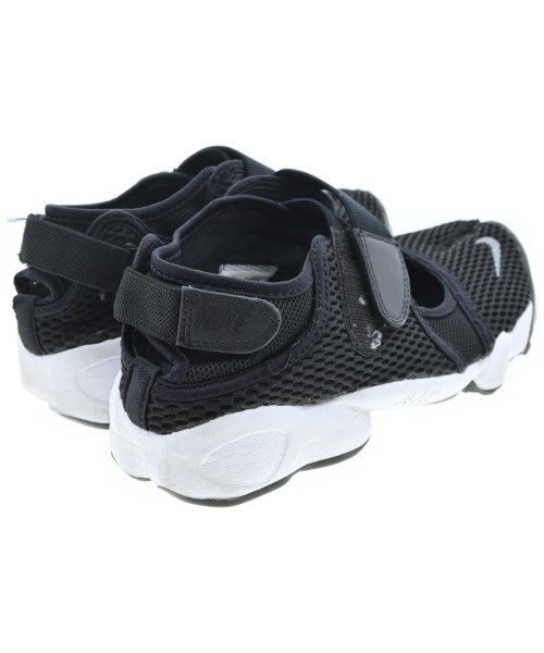 NIKE（ナイキ）スニーカー 黒 サイズ:25cm レディース/2200631543039