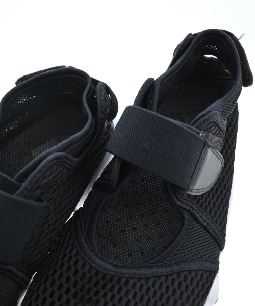 NIKE（ナイキ）スニーカー 黒 サイズ:25cm レディース/2200631543039