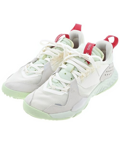 NIKE スニーカー