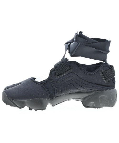 NIKE（ナイキ）スニーカー 黒 サイズ:24cm レディース/2200624911029