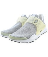 NIKE スニーカー