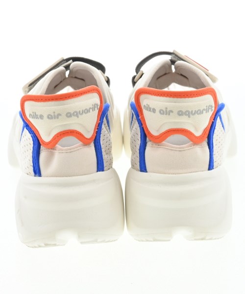 NIKE（ナイキ）サンダル 白 サイズ:26cm レディース/2200634394881