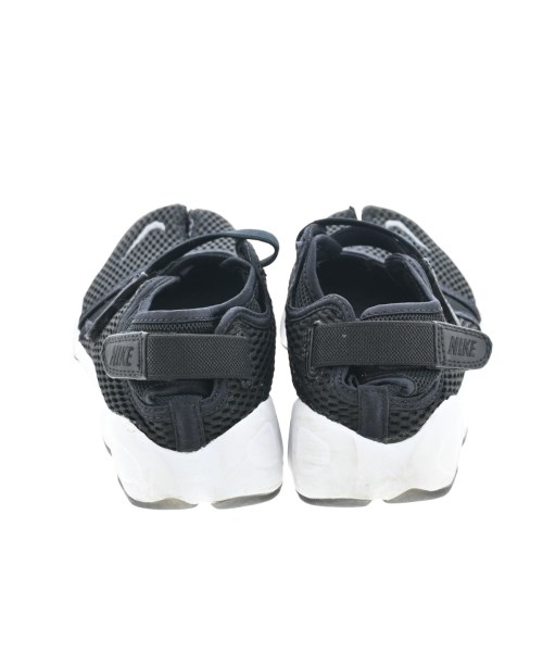 NIKE（ナイキ）スニーカー 黒 サイズ:25cm レディース/2200606714044