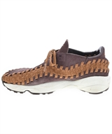 NIKE（ナイキ）スニーカー 茶 サイズ:27cm メンズ/2200605733107