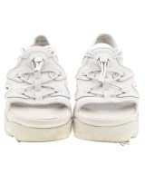 NIKE（ナイキ）その他 ベージュ サイズ:25cm レディース/2200609253076