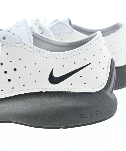 NIKE（ナイキ）スニーカー 白 サイズ:27cm メンズ/2200612062023