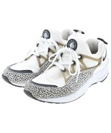 NIKE スニーカー