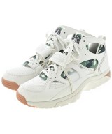 NIKE スニーカー