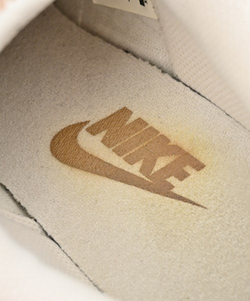 NIKE（ナイキ）スニーカー ベージュ サイズ:22.5cm レディース/2200613640022