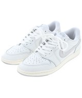 NIKE スニーカー