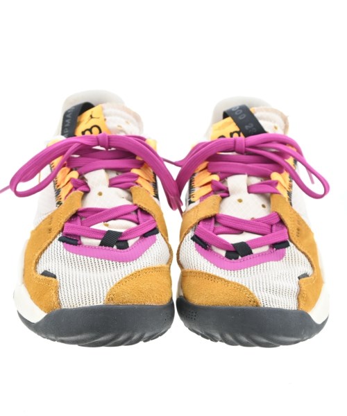 NIKE（ナイキ）スニーカー カーキ サイズ:23cm レディース/2200609881101