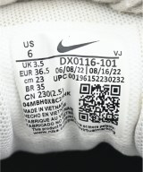 NIKE（ナイキ）スニーカー 白 サイズ:23cm レディース/2200611109019