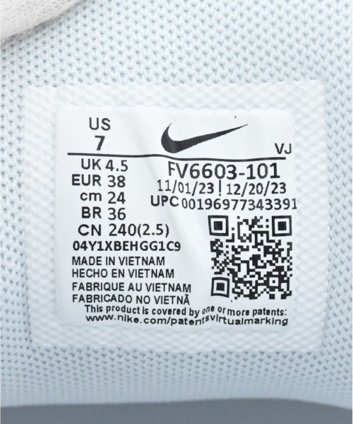 NIKE（ナイキ）スニーカー 白 サイズ:24cm レディース/2200618217045