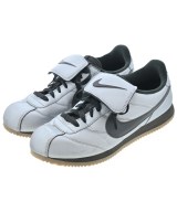 NIKE スニーカー