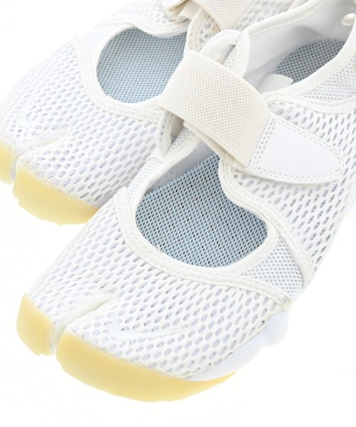 NIKE（ナイキ）サンダル 白 サイズ:24cm レディース/2200615889030