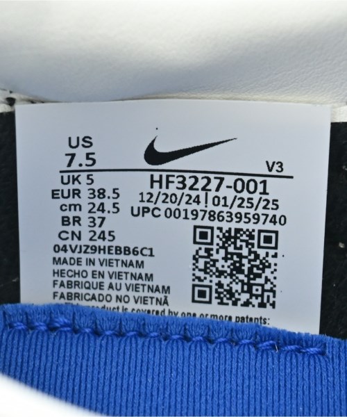 NIKE（ナイキ）スニーカー 黒 サイズ:24.5cm レディース/2200619817091