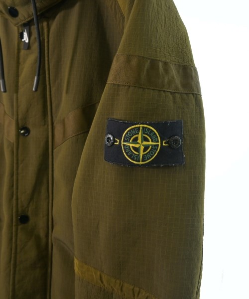 STONE ISLAND（ストーンアイランド）その他 カーキ サイズ:M メンズ/2200620152181