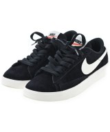 NIKE スニーカー