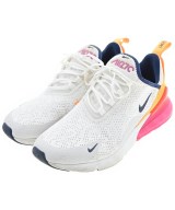 NIKE スニーカー