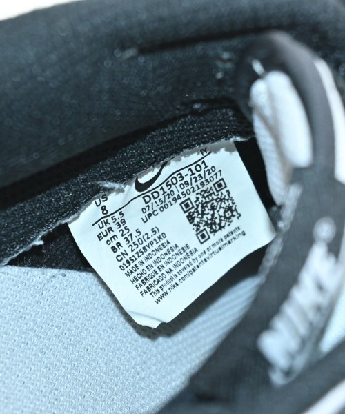 NIKE（ナイキ）スニーカー 白 サイズ:25cm レディース/2200619614669