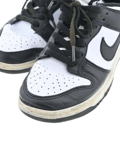 NIKE（ナイキ）スニーカー 白 サイズ:25cm レディース/2200619614669