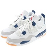 NIKE スニーカー