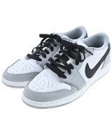 NIKE スニーカー