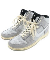 NIKE スニーカー