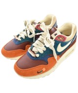 NIKE スニーカー