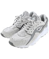 NIKE スニーカー