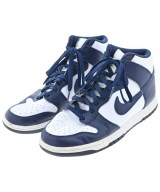 NIKE スニーカー