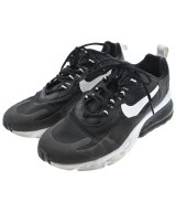 NIKE スニーカー
