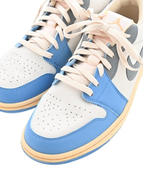 NIKE（ナイキ）スニーカー ベージュ サイズ:27cm メンズ/2200601586097