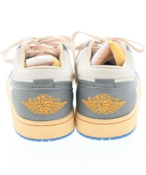 NIKE（ナイキ）スニーカー ベージュ サイズ:27cm メンズ/2200601586097