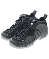 NIKE スニーカー