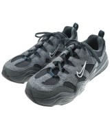 NIKE スニーカー