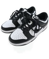 NIKE スニーカー