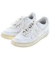 NIKE スニーカー