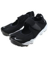 NIKE スニーカー