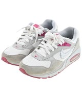 NIKE スニーカー