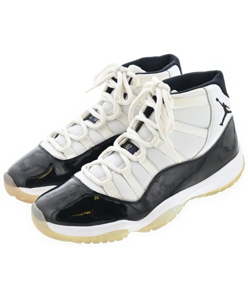 NIKE スニーカー