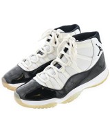 NIKE スニーカー