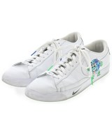 NIKE スニーカー